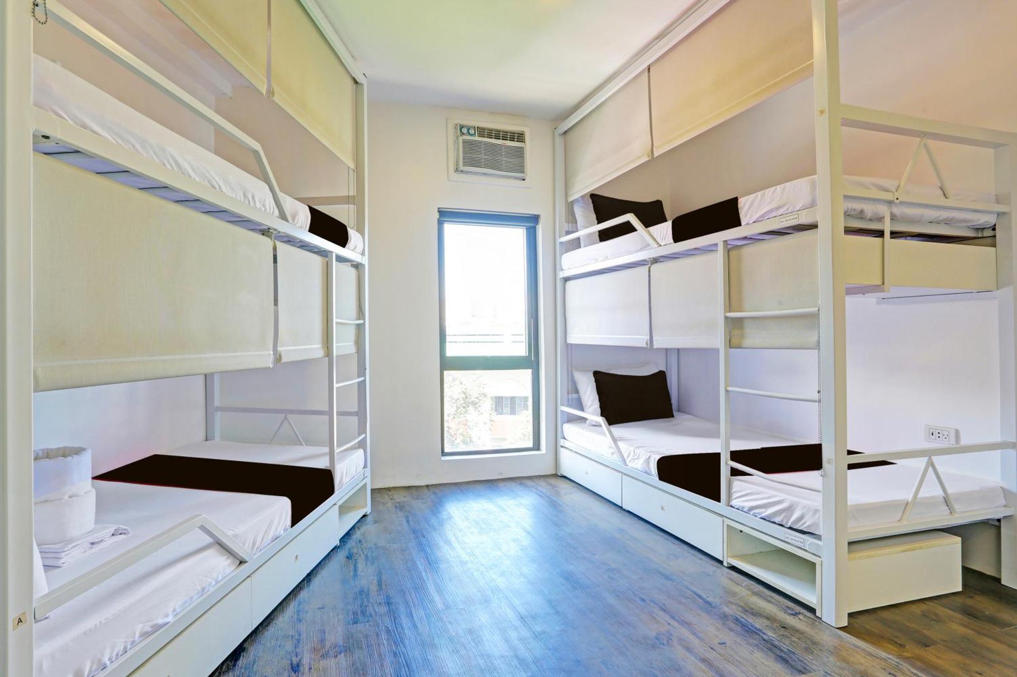 Spot On Hostel ,Taguig Manila Formerly Mytown Hongkong מראה חיצוני תמונה