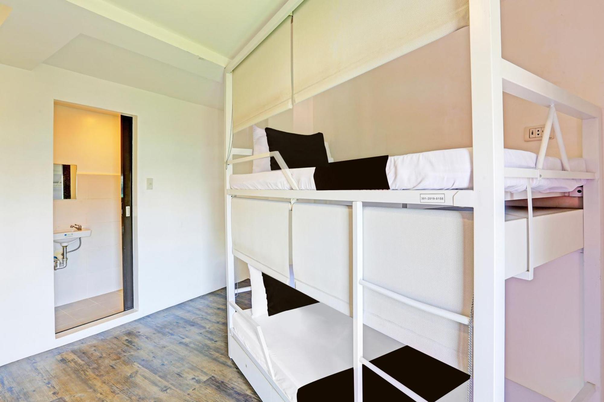 Spot On Hostel ,Taguig Manila Formerly Mytown Hongkong מראה חיצוני תמונה