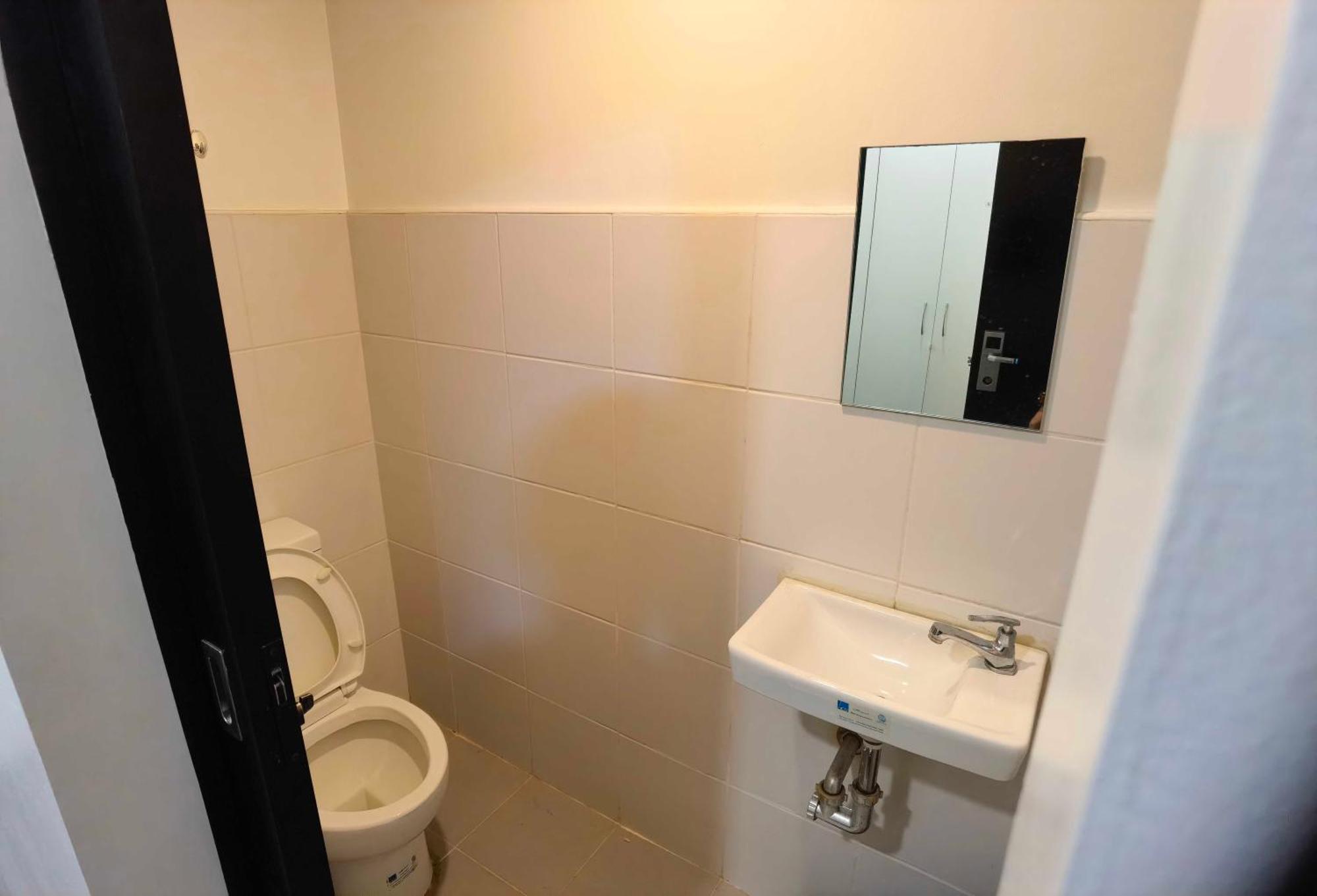 Spot On Hostel ,Taguig Manila Formerly Mytown Hongkong מראה חיצוני תמונה